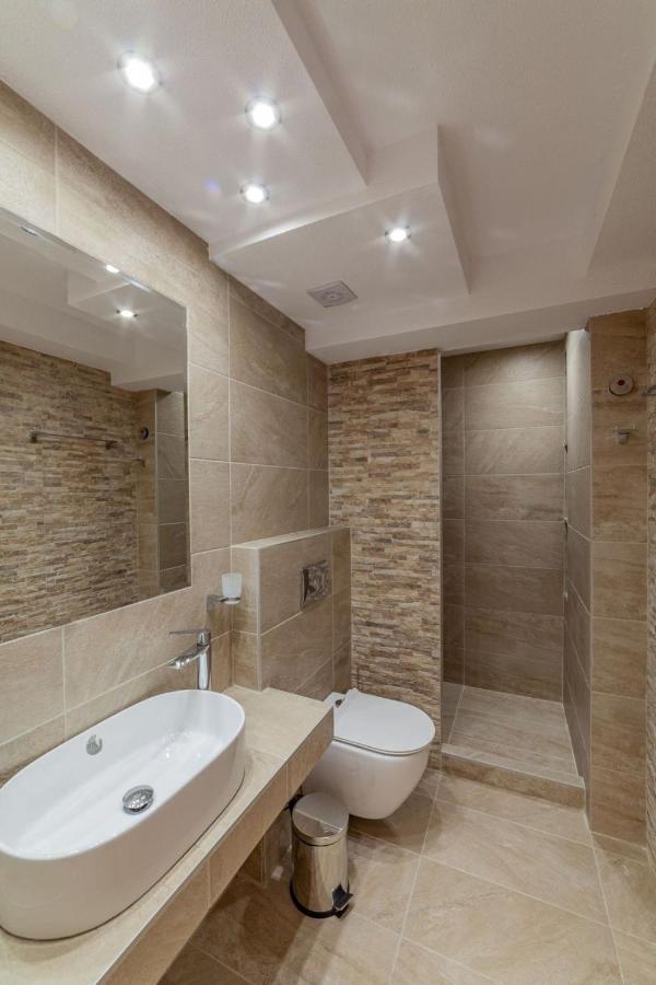 Anastasia Luxury Suites By Xenius Zeus In Nea Флогита Экстерьер фото