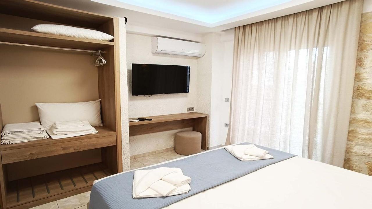 Anastasia Luxury Suites By Xenius Zeus In Nea Флогита Экстерьер фото