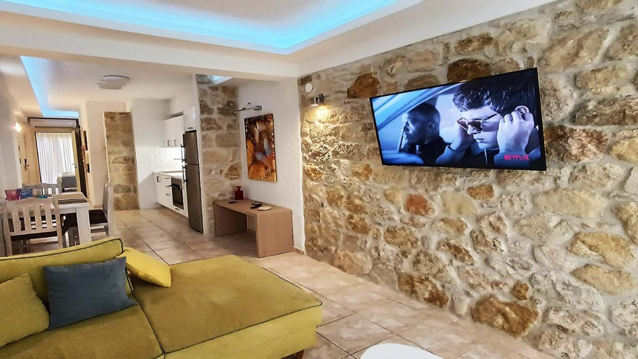 Anastasia Luxury Suites By Xenius Zeus In Nea Флогита Экстерьер фото