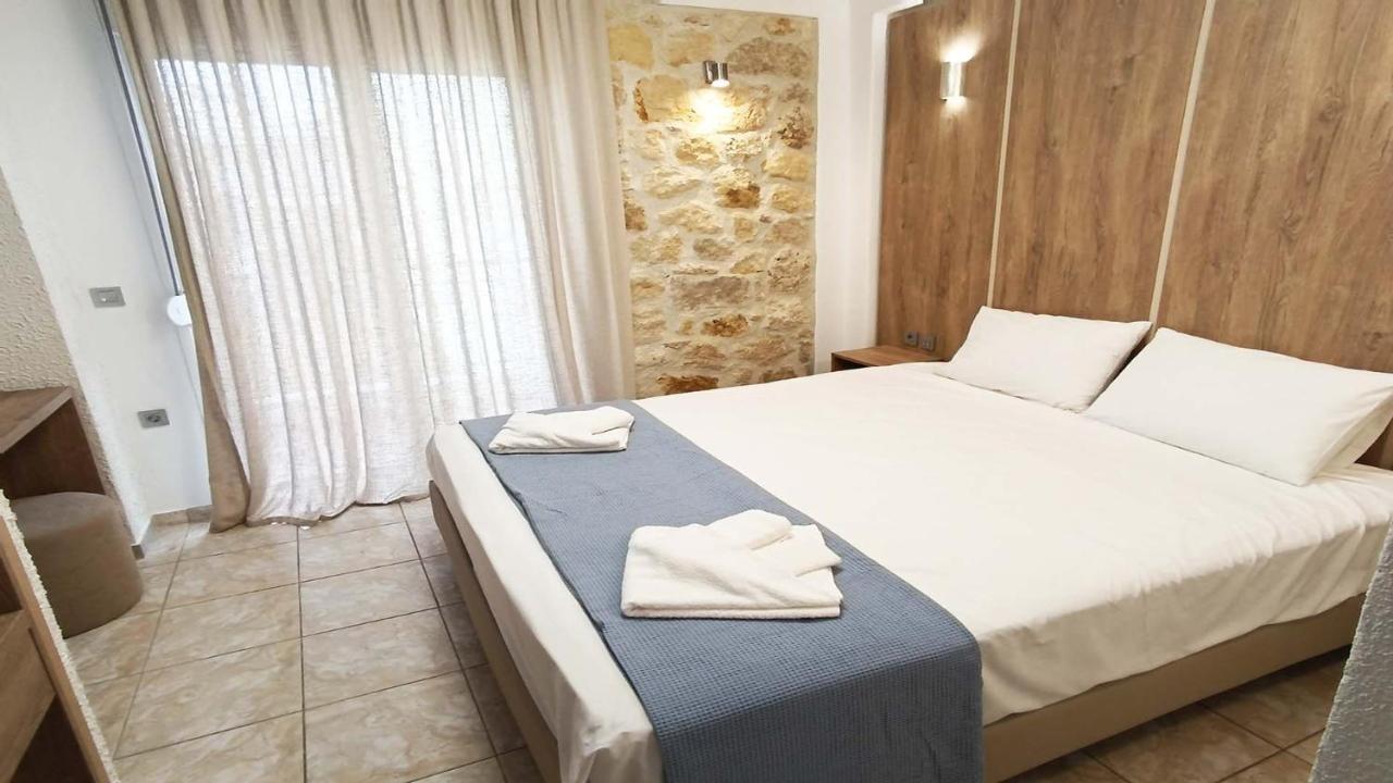 Anastasia Luxury Suites By Xenius Zeus In Nea Флогита Экстерьер фото